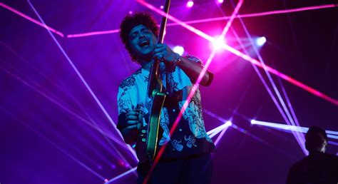 bruno mars concert manila|In Photos: Bruno Mars brings ‘magical concert stage’ to Manila.